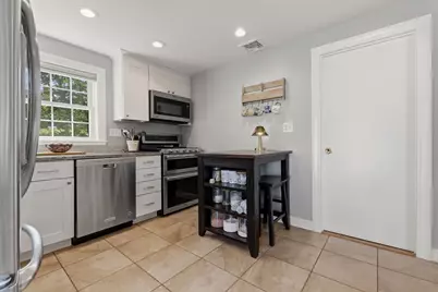 8 Holding Street, Beverly, MA 01915 - Photo 11