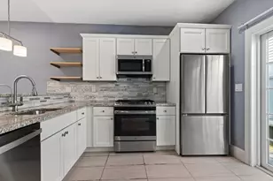 8 Loring Pl, Boston, MA 02136 - Photo 9