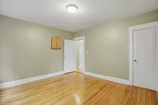 8 Carver St, Worcester, MA 01604 - Photo 21