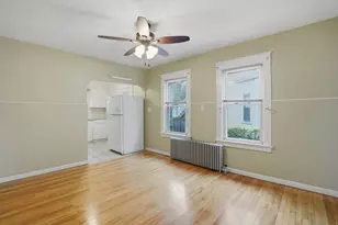 8 Carver St, Worcester, MA 01604 - Photo 9