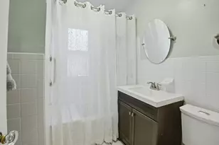 8 Carver St, Worcester, MA 01604 - Photo 25
