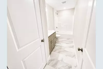 36 Van Buren St #1, Taunton, MA 02780 - Photo 13