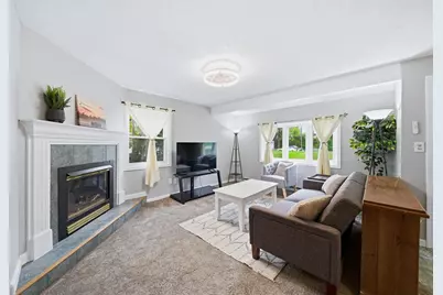 4 Bunker Hill Rd, Leicester, MA 01524 - Photo 3