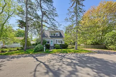 38 Sentinel St, Stoughton, MA 02072 - Photo 3