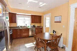 9 Greenville St, Somerville, MA 02143 - Photo 3