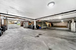 157 Beale St, Quincy, MA 02170 - Photo 25