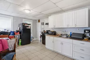 96 Fremont St, Lowell, MA 01850 - Photo 5
