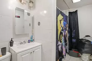 96 Fremont St, Lowell, MA 01850 - Photo 17