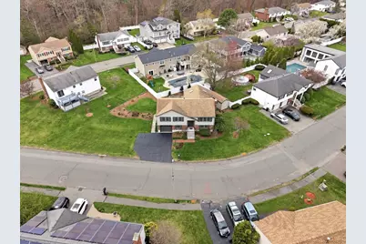 27 Citation Ave, Stoneham, MA 02180 - Photo 3