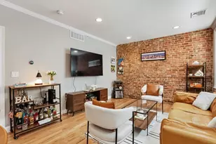 454 Hanover St, Boston, MA 02113 - Photo 5
