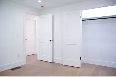 10 Ashwood Street, Worcester, MA 01604 - Photo 27