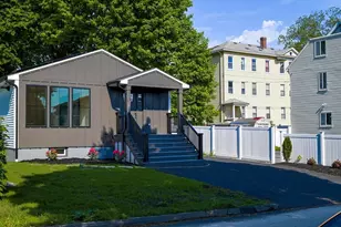 10 Ashwood St, Worcester, MA 01604 - Photo 3
