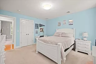 85 Crescent St, West Bridgewater, MA 02379 - Photo 21