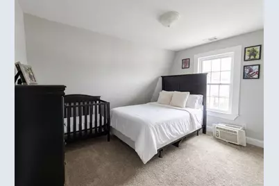 2 Cottage Pl, Haverhill, MA 01835 - Photo 9