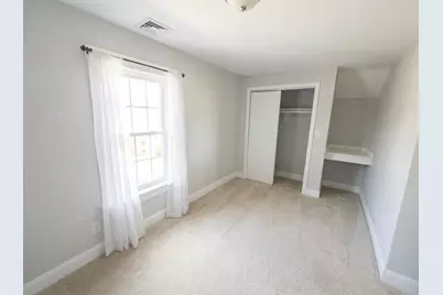 2 Cottage Pl, Haverhill, MA 01835 - Photo 7