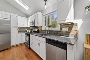 330 Spring St, Rockland, MA 02370 - Photo 3