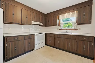 274 Temi Rd, Raynham, MA 02767 - Photo 3