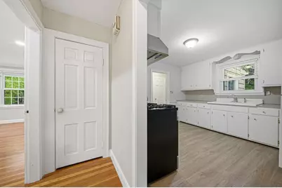33 Harvard St #2, Arlington, MA 02476 - Photo 21