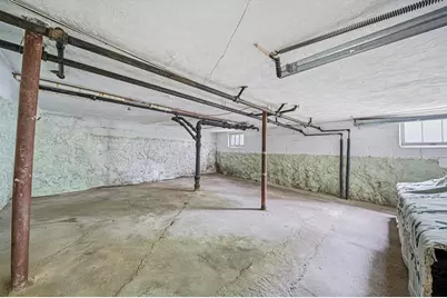 33 Harvard St #2, Arlington, MA 02476 - Photo 39