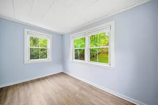 33 Harvard St, Arlington, MA 02476 - Photo 13