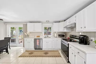 8 Sparrow Ln, Peabody, MA 01960 - Photo 17