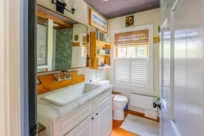27 Maverick St, Marblehead, MA 01945 - Photo 13