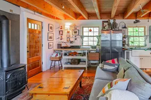 27 Maverick St, Marblehead, MA 01945 - Photo 5