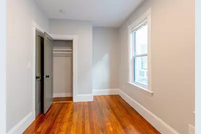 206 L Street #2, Boston, MA 02127 - Photo 5