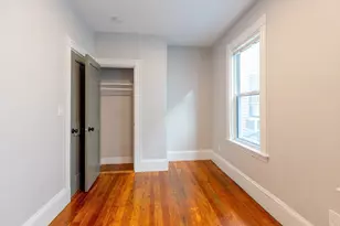206 L St, Boston, MA 02127 - Photo 5