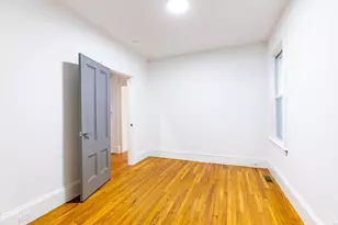 178 L St, Boston, MA 02127 - Photo 3