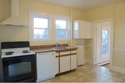 77 Hartford St #2, Newton, MA 02461 - Photo 7