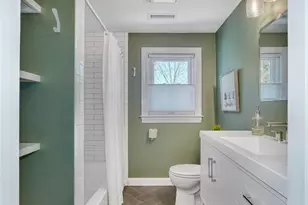 115 Washington St, Melrose, MA 02176 - Photo 9