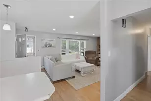 8 Deer St, Somerset, MA 02726 - Photo 9