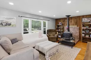 8 Deer St, Somerset, MA 02726 - Photo 5