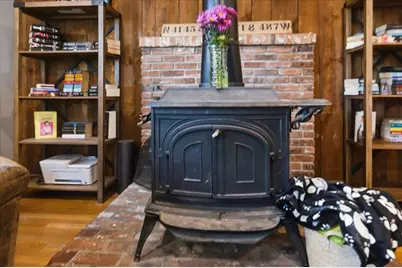 8 Deer St, Somerset, MA 02726 - Photo 13