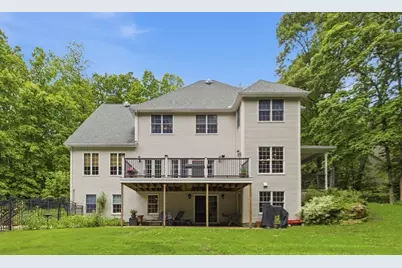 8 Iroquois Ln, Wilbraham, MA 01095 - Photo 33