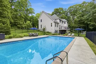 8 Iroquois Ln, Wilbraham, MA 01095 - Photo 37