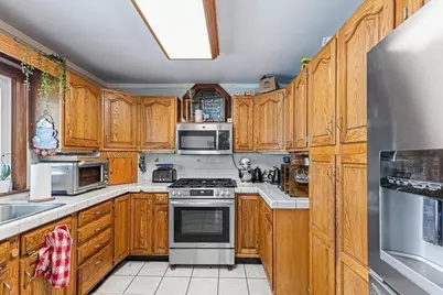 91 Sycamore St, Swansea, MA 02777 - Photo 13