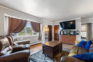 91 Sycamore St, Swansea, MA 02777 - Photo 9