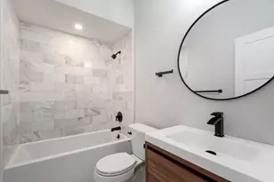31 Monadnock St, Boston, MA 02125 - Photo 5