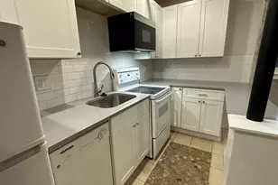 147 Winthrop Rd, Brookline, MA 02445 - Photo 7