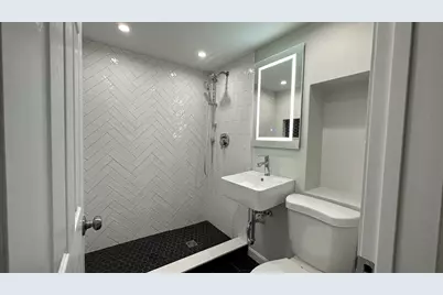 147 Winthrop Rd #2, Brookline, MA 02445 - Photo 9