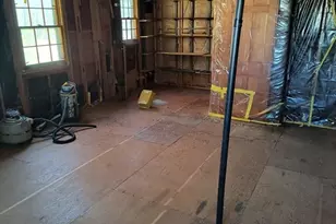 35 Pine St, Westfield, MA 01085 - Photo 17