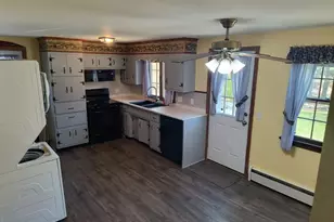 35 Pine St, Westfield, MA 01085 - Photo 3