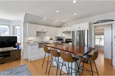 61 Ocean Avenue #4, Oak Bluffs, MA 02557 - Photo 17