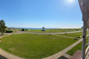 61 Ocean Ave, Oak Bluffs, MA 02557 - Photo 3