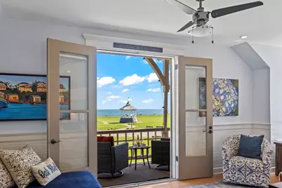 61 Ocean Avenue #4, Oak Bluffs, MA 02557 - Photo 1