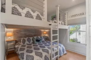 61 Ocean Ave, Oak Bluffs, MA 02557 - Photo 21