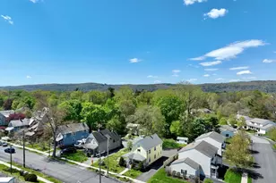 264 Davis St, Greenfield, MA 01301 - Photo 3