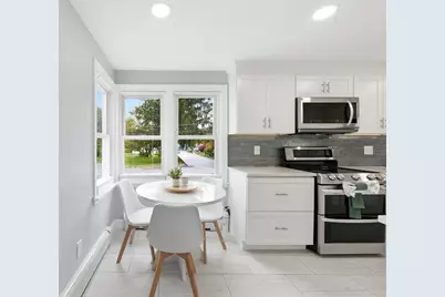 596 Elm St, Marlborough, MA 01752 - Photo 7